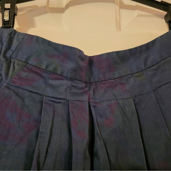 Ellie TAHARI Blue Pleated Skirt Size 8 Floral Colorful A Line Silk? - Picture 4 of 8